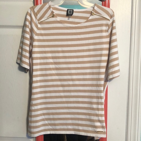 Anne Klein Tops - Anne Klein beautiful & classy Top!